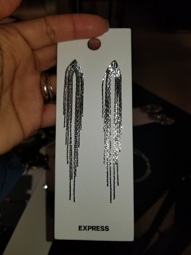 Clothing Store «Express», reviews and photos, 250 Lehigh Valley Mall, Whitehall, PA 18052, USA