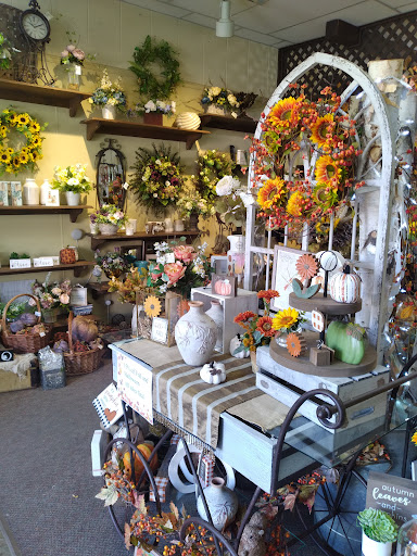 Florist «The Village Florist», reviews and photos, 401 N Main St, Milford, MI 48381, USA