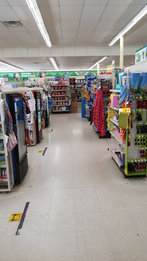 Dollar Store «Dollar Tree», reviews and photos, 229 Tippin Dr, Thurmont, MD 21788, USA