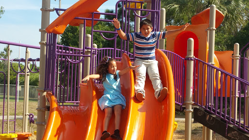 Recreation Center «North Fort Myers Recreation Center», reviews and photos, 2000 N Recreation Park Way, North Fort Myers, FL 33903, USA