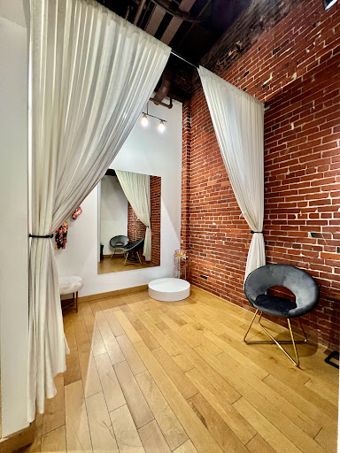 Bridal Shop «Ania Bridal», reviews and photos, 521 SW 11th Ave #100, Portland, OR 97205, USA