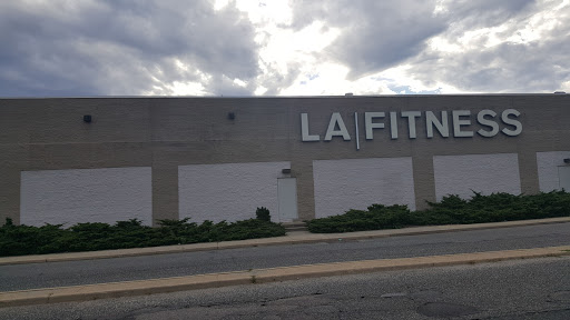 Gym «LA Fitness», reviews and photos, 455 Park Ave, Lindenhurst, NY 11757, USA