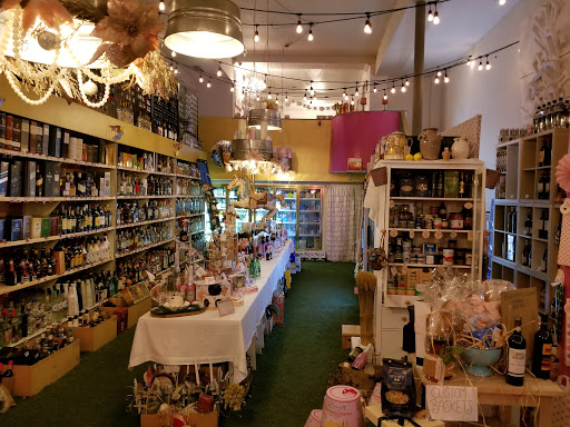 Liquor Store «Sobe Liquors», reviews and photos, 1609 Alton Rd, Miami Beach, FL 33139, USA