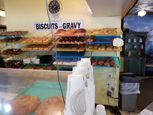 Donut Shop «Donut Mill», reviews and photos, 310 E Midland Ave, Woodland Park, CO 80863, USA