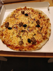 Plats et boissons du Pizzeria AB'Ville Pizza à Béville-le-Comte - n°18