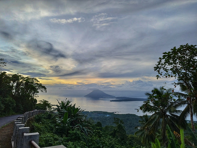 Taman Hutan Raya Gunung Tumpa H. V. Worang