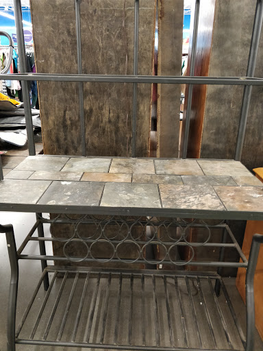 Thrift Store «99th & Camelback Goodwill Retail Store & Donation Center», reviews and photos, 10005 W Camelback Rd, Phoenix, AZ 85037, USA