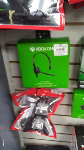 Video Game Store «GameStop», reviews and photos, 3301 W Kimberly Rd Ste A, Davenport, IA 52806, USA