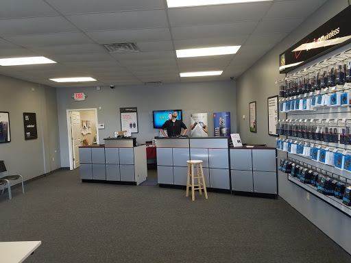 Cell Phone Store «GoWireless Verizon Authorized Retailer», reviews and photos, 12626 Chillicothe Rd Unit 2, Chesterland, OH 44026, USA