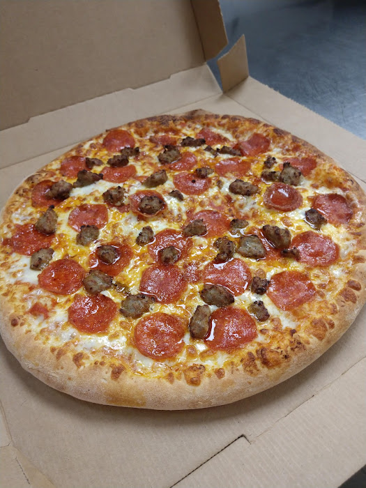 Pizza restaurant near Travelodge by Wyndham Sylmar CA