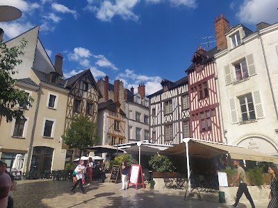 Le Carré Le Bar à Orléans