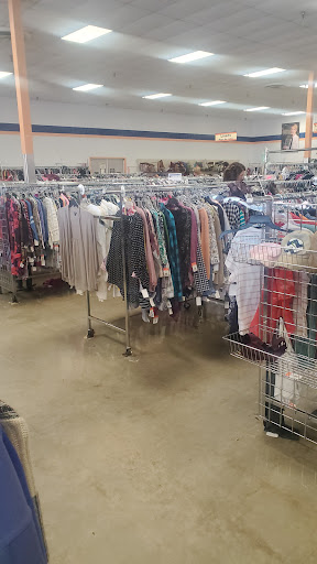 Thrift Store «Goodwill of North Georgia: Cartersville Store, Career Center and Donation Center», reviews and photos, 929 Joe Frank Harris Pkwy SE, Cartersville, GA 30120, USA