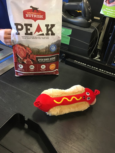 Pet Supply Store «PetSmart», reviews and photos, 12483 Limonite Ave, Mira Loma, CA 91752, USA