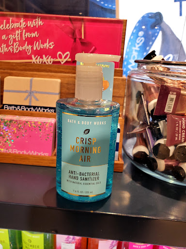 Beauty Supply Store «Bath & Body Works», reviews and photos, 8403 N Michigan Rd, Indianapolis, IN 46268, USA