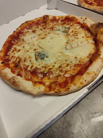 Pizza du pizzeria des 3 pilliers à Nîmes - n°19