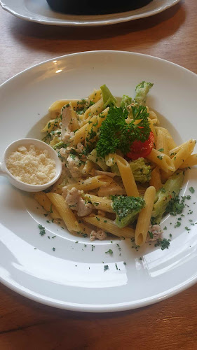 Rynek 8, 62-035 Kórnik