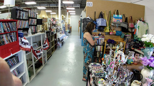 Flea Market «Peddlers Market», reviews and photos, 501 Euclid Ave, Colonial Beach, VA 22443, USA