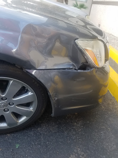 Auto Body Shop «Lovetts Body Shop», reviews and photos, 1411 E Camelback Rd, Phoenix, AZ 85014, USA