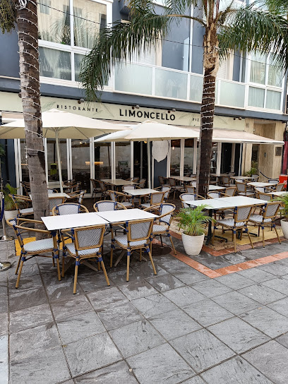 Limoncello Italo Bar - C. Larga, 8, 29640 Fuengirola, Málaga, Spain