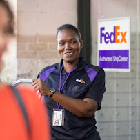 FedEx Authorized ShipCenter - Photo 4 - Car repair in Orlando, FL, Orlando