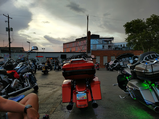 Harley-Davidson Dealer «A.D. Farrow Co. Harley-Davidson (Downtown)», reviews and photos, 491 W Broad St, Columbus, OH 43215, USA