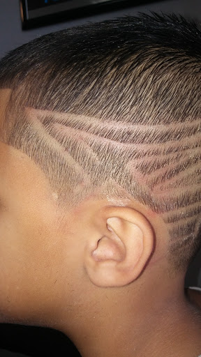 Hair Salon «Gold Cut Barber Shop», reviews and photos, 7031 W Hillsborough Ave, Tampa, FL 33634, USA