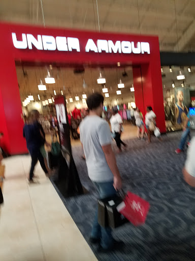 Clothing Store «Under Armour Factory House», reviews and photos, 12801 W Sunrise Blvd #429, Sunrise, FL 33323, USA