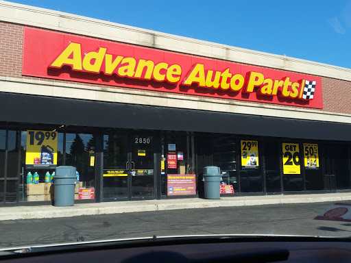 Auto Parts Store «Advance Auto Parts», reviews and photos, 2850 N Harlem Ave, Elmwood Park, IL 60707, USA