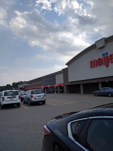 Grocery Store «Meijer», reviews and photos, 20401 Haggerty Rd, Northville, MI 48167, USA