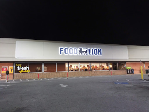 Grocery Store «Food Lion», reviews and photos, 3219 S Holden Rd, Greensboro, NC 27407, USA