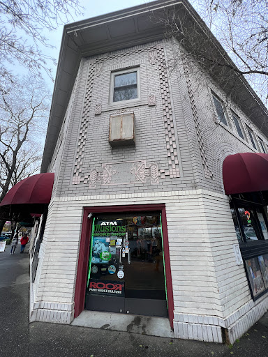 Tobacco Shop «Illusions Smoke Shop», reviews and photos, 203 G St, Davis, CA 95616, USA