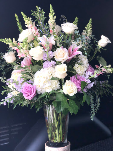 Florist «Kikilis Florist», reviews and photos, 417 S Pinellas Ave, Tarpon Springs, FL 34689, USA