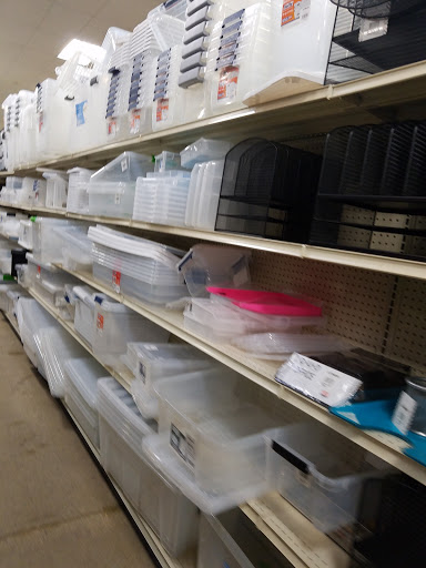 Home Goods Store «At Home», reviews and photos, 1325 N Meacham Rd, Schaumburg, IL 60173, USA