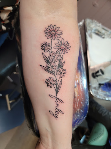 Explore tattoo ideas on stomach, creative tattoo ideas in Naples, available at 1808 Tattoo