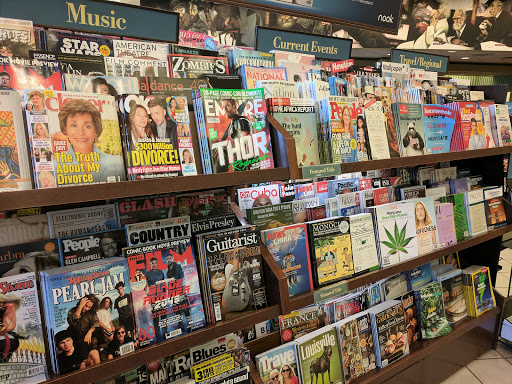 Book Store «Barnes & Noble», reviews and photos, 4100 Summit Plaza Dr, Louisville, KY 40241, USA