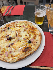 Plats et boissons du Pizzeria Capriccio Pizza Artigues à Artigues-près-Bordeaux - n°2