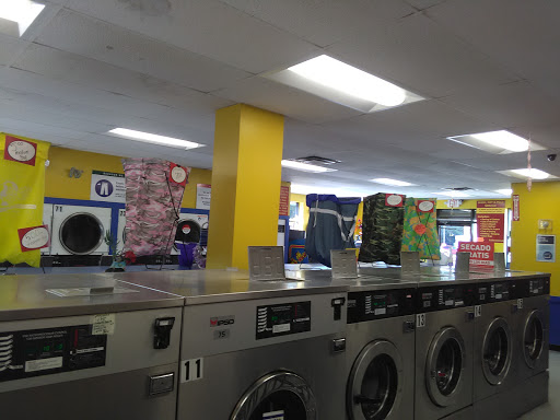 Laundromat «Laundry World 24 HOURS», reviews and photos, 5 Quinton Ave, South Attleboro, MA 02703, USA