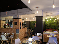 Atmosphère du Restaurant Aux Gourmets par Ogram à Nice - n°9