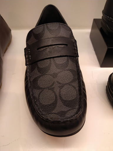 Shopping Mall «Centralia Outlets», reviews and photos, 1342 Lum Rd, Centralia, WA 98531, USA