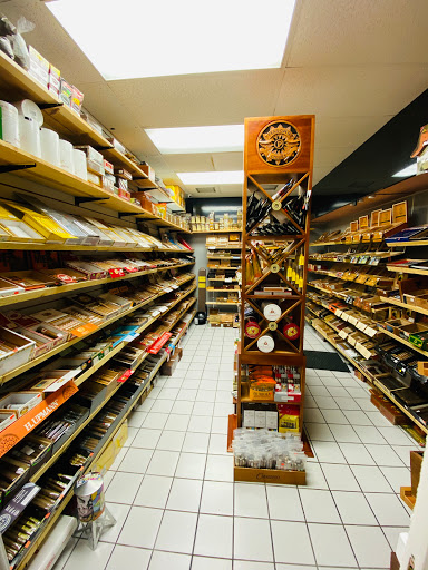 Tobacco Shop «Tobacco Palace & Vape Shop Gainesville», reviews and photos, 235 Pearl Nix Pkwy #2, Gainesville, GA 30501, USA