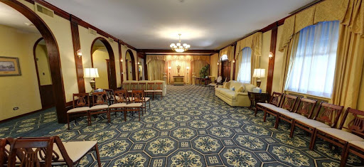 Funeral Home «Davenport Family Funeral Home», reviews and photos, 149 W Main St, Barrington, IL 60010, USA