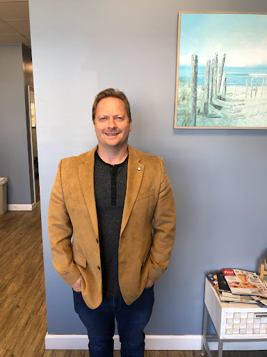 Chiropractor «Simmons Chiropractic Clinic», reviews and photos