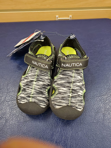 Shopping Mall «Drew 19 Shopping Center», reviews and photos, 21311 US Hwy 19 N, Clearwater, FL 33765, USA