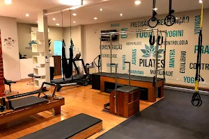 Amazoncorpus - Fisioterapia • Pilates • Five image