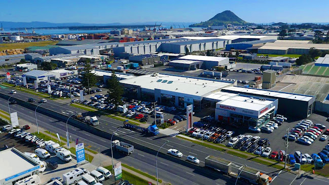 Reviews of Farmer Autovillage in Mount Maunganui - Car dealer