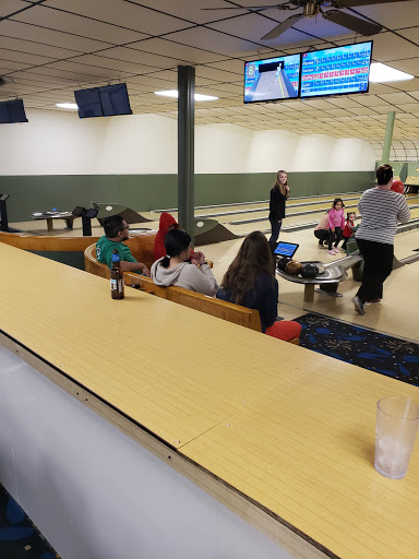 Bowling Alley «ICC Bowlatorium and Gymnasium», reviews and photos, 2701 S 25th St, Omaha, NE 68105, USA