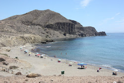 Photo de Playa del Penon Blanco situé dans une zone naturelle