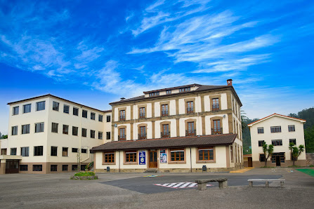 Colegio Bilingüe Apostolado del Sagrado Corazón de Jesús en Medio Cudeyo Barrio la Estación, 71, 39724 Ceceñas, Cantabria, España