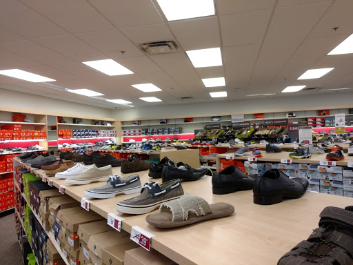 Famous Footwear, 2821 El Camino Real, Tustin, CA 92782, USA, 