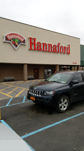 Grocery Store «Hannaford Supermarket», reviews and photos, 6300 Saint Lawrence Centre, Massena, NY 13662, USA